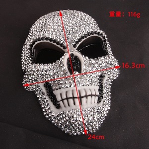 Vente en gros Masques <span class=keywords><strong>de</strong></span> fête d'anniversaire en plastique pour Halloween Design crâne en diamant rechargeable pour Halloween et les occasions d'anniversaire - Product Image 3