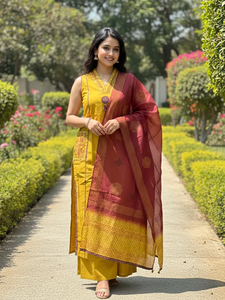 Conjunto de Kurta de Algodón Color Mostaza Radiante para Mujer, Bordado, de Secado Rápido, Sin Arrugas, Ropa Étnica Tradicional - Product Image 3