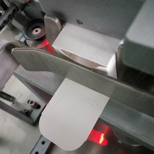 Automatische 10ml 30ml 120ml Öl sprüh flasche Box karton ier maschine für mollige Gorilla flasche - Product Image 2