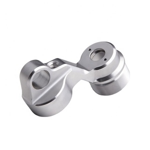 Usinage sur mesure de haute précision en aluminium anodisé coloré pour pièces de jet ski - Product Image 1