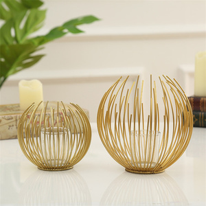 Vente en gros d'ornements personnalisés, chandeliers en acier inoxydable, accessoires de table à manger, décorations de <span class=keywords><strong>mariage</strong></span>, décorations religieuses de Pâques - Product Image 1