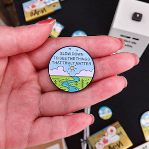 Chậm lại và hãy xem những gì thực sự quan trọng phụ kiện huy hiệu Trâm - Product Image 5