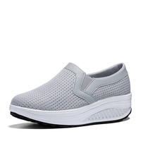 Baskets en maille respirantes pour femmes, chaussures de Sport décontractées, à semelle épaisse, pour gagner en hauteur, à la mode, nouvelle collection