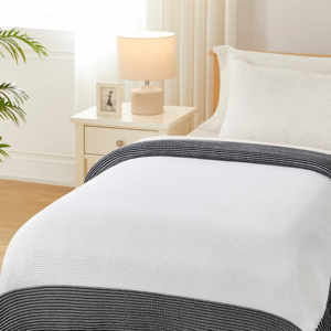 Couverture en coton et acrylique de luxe moderne personnalisée Magic Green, chaude pour l'hiver, pour la sieste, le canapé et la climatisation - Product Image 3