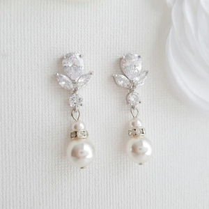 Orecchini Pendenti Geometrici a Goccia per Donne, Gioielli Eleganti e alla Moda, Design Minimalista, Accessorio per Uso Quotidiano - Product Image 2