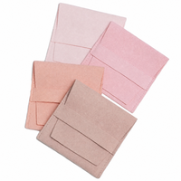 Pochette à bijoux en daim anti-poussière de luxe Talent, 8*8cm, rectangulaire, avec boîte et insert pour le rangement des bijoux