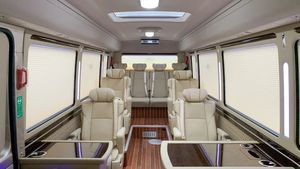 Asientos Dobles Personalizados para Autocaravanas/Autobuses Escolares con Sistema Plegable, en Cuero Clásico Minibuses, ideales para furgonetas camper Toyota HiAce - Product Image 4