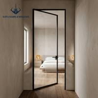Porte battante minimaliste en aluminium à cadre fin pour salle de bain et cuisine, avec verre cannelé et serrure magnétique silencieuse