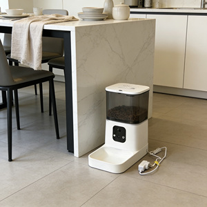 Comedero Inteligente para Mascotas OEM con WiFi, Dispensador de Comida o Agua por Gravedad, Funciona con Batería, a Prueba de Fugas y Automático para 2 Gatos o Perros - Product Image 1