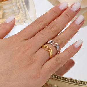 Anillo <span class=keywords><strong>de</strong></span> Plata <span class=keywords><strong>de</strong></span> Ley S925 con Baño <span class=keywords><strong>de</strong></span> Oro Blanco y PVD <span class=keywords><strong>de</strong></span> 18K, Grabado con la Frase '<span class=keywords><strong>Te</strong></span> <span class=keywords><strong>Amo</strong></span> <span class=keywords><strong>para</strong></span> <span class=keywords><strong>Siempre</strong></span>', Regalo <span class=keywords><strong>de</strong></span> San Valentín <span class=keywords><strong>para</strong></span> Parejas - Product Image 5