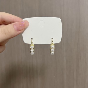 Vintage French U-Shaped Alloy Pearl <b>Hoop</b> <b>Earrings</b> for Women 18K Gold Plated Retro <b>Fashion</b> Jewelry - Product Image 4