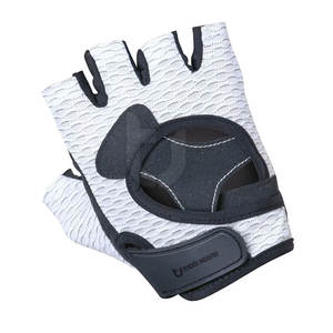 Guantes deportivos unisex de medio dedo Guantes de cuero de último diseño para deportes al aire libre Levantamiento de pesas Hecho en Pakistán Uso en el gimnasio - Product Image 6