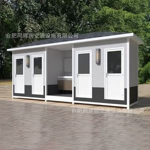 Toilettes mobiles portables en bois au design moderne pour attractions touristiques, durables - Product Image 2
