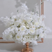 Fleurs artificielles blanches personnalisées Décor de mariage Décoration De Fiestas Objets décoratifs Toile de fond de fleurs