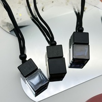 Bouteilles de parfum de voiture vides de diffuseur noir carré de désodorisant de 8ml