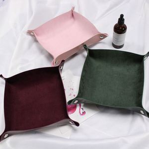Bandeja Organizadora Cuadrada de Cuero PU Personalizada al por Mayor para Joyas y Almacenamiento de Escritorio, Regalos Artesanales Perfectos - Product Image 5
