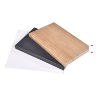 Panneau en aluminium alvéolaire à texture de grain de bois, ignifuge, isolant, durable, décoration murale intérieure pour hôtels et écoles