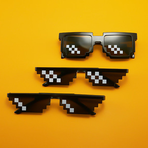Shake Tone Mosaic <span class=keywords><strong>Gafas</strong></span> Coloridas <span class=keywords><strong>Gafas</strong></span> <span class=keywords><strong>de</strong></span> <span class=keywords><strong>Sol</strong></span> <span class=keywords><strong>de</strong></span> moda para fiestas My World Personality Pixel Shades - Product Image 3