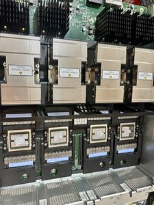 <span class=keywords><strong>Server</strong></span> ad Alta Velocità XL270d Gen10 con 8 Schede V100 SXM2 16G NVLink per Calcolo AI di Modelli Grandi - Product Image 2