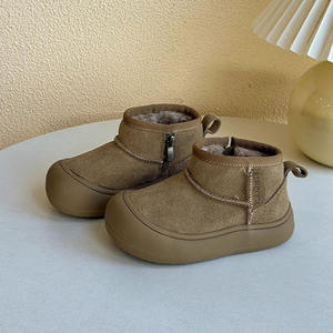 أحذية ثلج للأطفال، أحذية قصيرة للأولاد بسحاب جانبي مع بطانة مخملية، أحذية شتوية مبطنة مضادة للركل، أحذية قطنية دافئة للبنات - Product Image 4