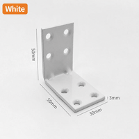Support d'angle perforé en acier GQK GL1603, connecteur d'étagère, finition galvanisée pour le cadre de meubles