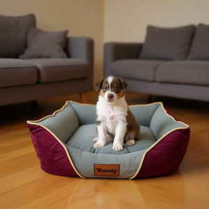 Set di Tre Pezzi di Cucce per Animali Domestici in Velluto con Motivo Coccodrillo e Cristalli, Super Morbide, Quadrate, Colore Rosso Vino - Product Image 3