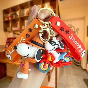New Cartoon Charlie Brown Rubber Snoopy Keychain Car Pendant Bag Accessory for <strong>Men</strong> and Women Cute Creative Gift <strong>Key</strong> <strong>Ring</strong> - Product Image 2