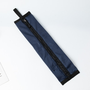 Sac de voyage sportif léger, imperméable et portable pour l'extérieur, pliable avec compartiment intérieur, sangle détachable, unisexe, bleu marine - Product Image 1