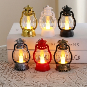 <span class=keywords><strong>Lampe</strong></span> <span class=keywords><strong>à</strong></span> <span class=keywords><strong>huile</strong></span> vintage de Noël faite <span class=keywords><strong>à</strong></span> la main de haute qualité, écologique, petite, avec support de bougie LED, décoration d'intérieur en plastique - Product Image 1