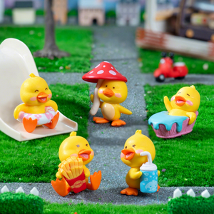 Figuras de Acción de la <span class=keywords><strong>Serie</strong></span> Patitos Felices, Decoración Creativa para Micropaisajes, Adornos DIY, Accesorios para Escritorio y Coche, Mini Figuras - Product Image 2