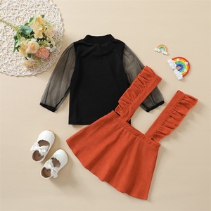 Conjuntos de Ropa para Niñas al por Mayor, Conjunto de Falda con Tirantes Plisados y Camisa de Manga Abullonada de Gasa Negra para Bebés Recién Nacidos - Product Image 6