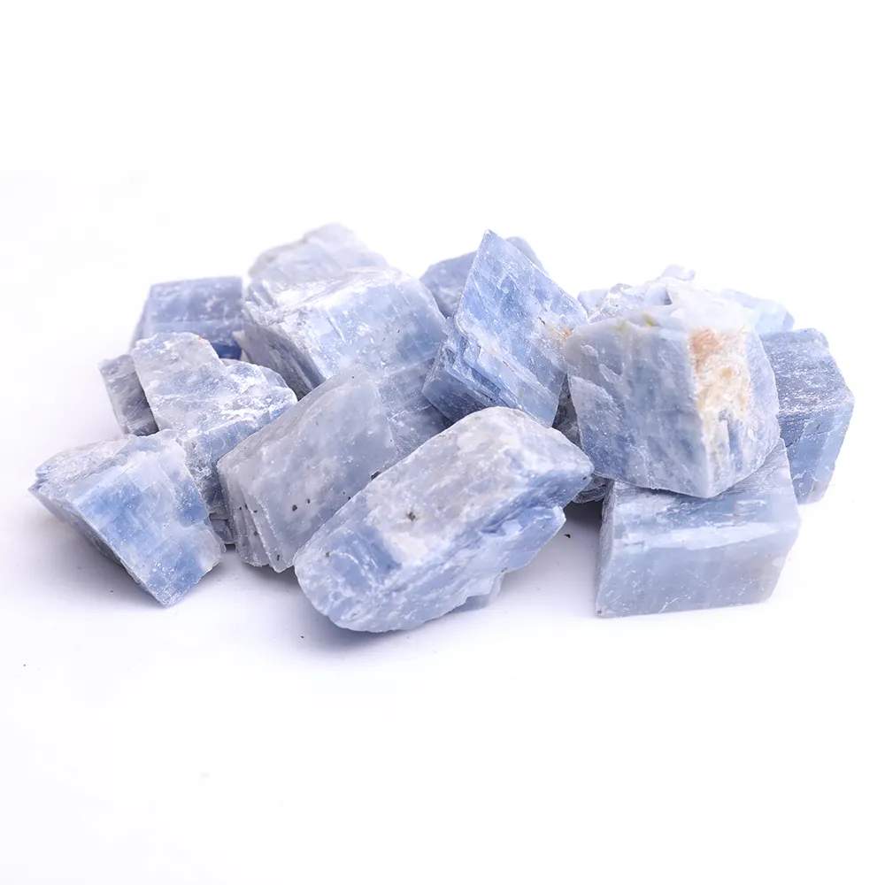 Bán buôn thô đá nguyên liệu đá quý khoáng sản không thường xuyên chữa bệnh tinh thể màu xanh Calcite đá tự nhiên