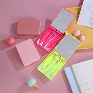 Set di Pennelli da Trucco Portatile con Specchio Compatto Grande, 5 Pezzi, Setole Sintetiche, Accessori Cosmetici per la <span class=keywords><strong>Bellezza</strong></span> - Product Image 4