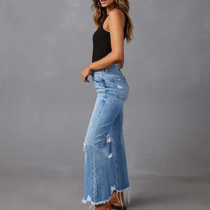 OEM Wholesale Womens Clothing Sexy Ladies Flared, Jeans New Fashion Metal Decorated Plus Size Denim Trousers/