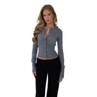Cardigan court en tricot côtelé avec doublure en laine pour femme, coupe ajustée, manches longues, boutonnage frontal, pour un usage quotidien décontracté – Collection Automne 2026