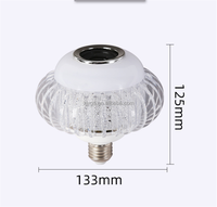 Coloré E27 LED lanterne cristal musique ampoule lumière 15W haut-parleur sans fil lampe avec télécommande pour l'éclairage d'ambiance de fête