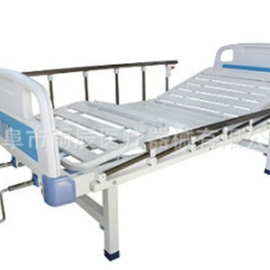 Xin Yuchen Manual Hospital <b>Bed</b> YC-B01 White Flatbed With <b>Side</b> <b>Rails</b> For Nursing Home Care - Product Image 4
