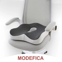 L'oreiller en mousse à mémoire de forme est utilisé pour le coussin de chaise de bureau, le soutien de la taille du siège de voiture, la taille assise pendant une longue période
