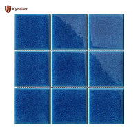 Mosaïque en céramique émaillée bleu cobalt effet craquelé pour piscine et mur de salle de bain