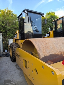 Rodillo de carretera para neumáticos CS683E CAT/Caterpillar usado con componentes de núcleo de bomba CS683/E a la venta - Product Image 2