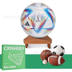 Soporte triangular de madera maciza para exhibición de pelotas, soporte universal para baloncesto, fútbol, ​​adorno de escritorio, recuerdo coleccionable - Product Image 4