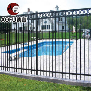 Diseño Popular 6ftx8ft Valla soldada de acero de zinc Antirrobo Tubo cuadrado negro Valla de protección para jardín - Product Image 1