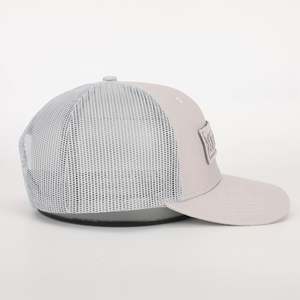 Vente en gros Chapeau unisexe 6 panneaux avec logo brodé de haute qualité personnalisé Gorras en coton gris pour les sports de plein air Casquette de camionneur classique - Product Image 4
