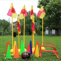 Kit d'entraînement d'agilité pour le football : 12 cônes, 4 obstacles et parachute de course pour l'entraînement de la vitesse et des kits d'entraînement de la rapidité