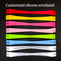 Geburtstags-Sonderangebot Konzert Musik-Synchronisiertes 15 LED-Farben Sprach- und Tonaktiviertes Leuchtendes Armband 4-6 Stunden Akkulaufzeit