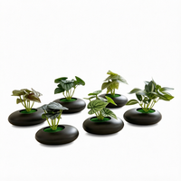 Nouvelle plante artificielle araignée à 8 feuilles, style pot plat noir, en plastique souple, 9,5 cm, pour décoration de bureau, restaurants, hôtels