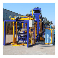 Machine à blocs creux QT4-15S économique pour les usines de briques de moyenne taille de 2000 à 8000 mètres carrés