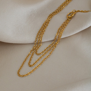 Collar Minimalista en Capas, Cadena Fina <span class=keywords><strong>de</strong></span> Acero Inoxidable con Baño <span class=keywords><strong>de</strong></span> Oro <span class=keywords><strong>de</strong></span> 18K, Estilo Moderno, Ligero y Lujoso para Mujer, Uso Diario, Chic y a la Moda - Product Image 5