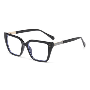 Nouvelles lunettes optiques œil-de-chat pour femmes, monture en PC, protection anti-lumière bleue, taille moyenne, branches à ressort - Product Image 4