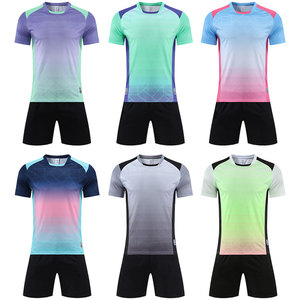 Maillot de football style italien 100% polyester imprimé par transfert thermique Noms et numéros d'équipe personnalisés Unisexe Respirant - Product Image 1